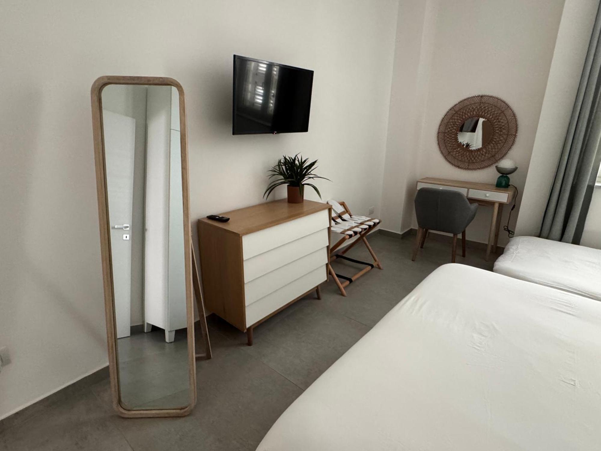 Cosmo 38 Luxury Naples